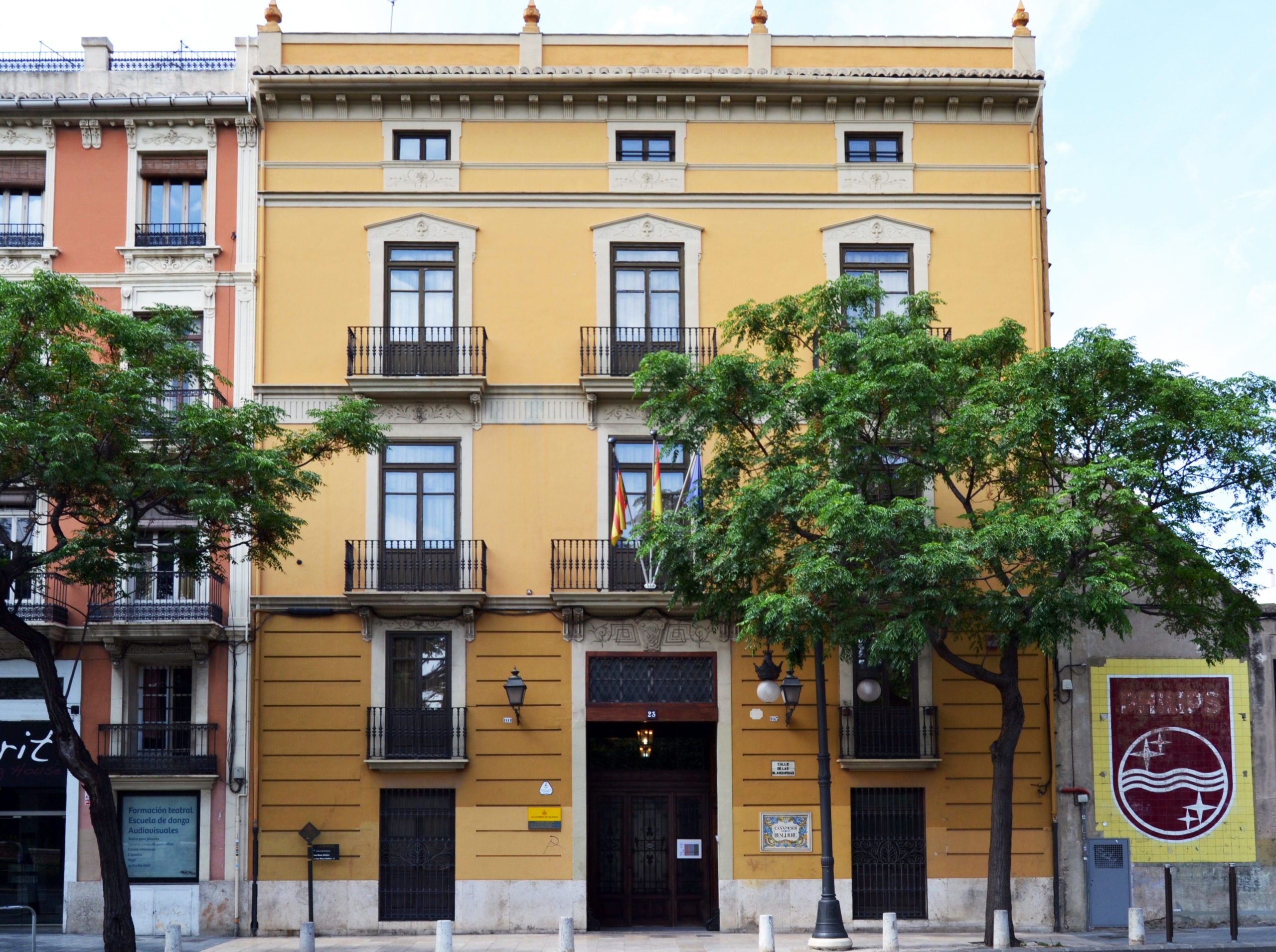 Casa_Benlliure_de_València_façana-scaled